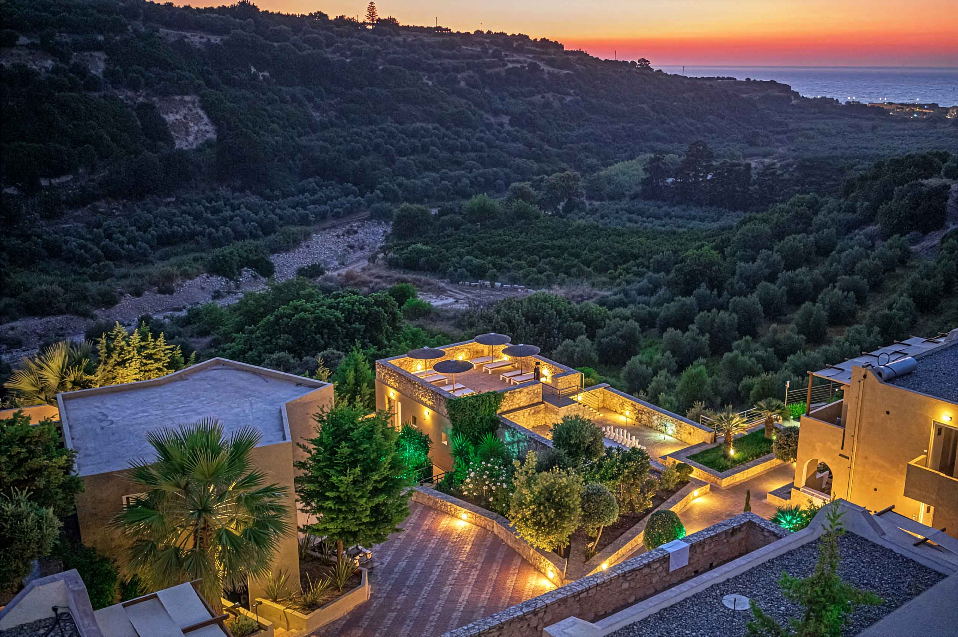 RG Village Crete