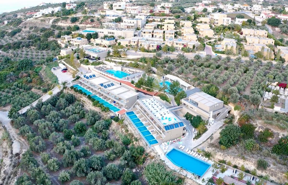 RG Village Crete